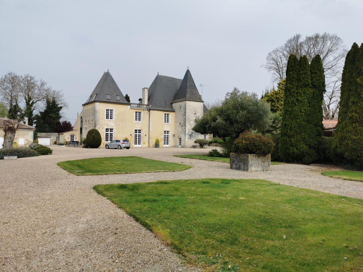 Chateau De La Vallade Saint-Porchaire Екстер'єр фото