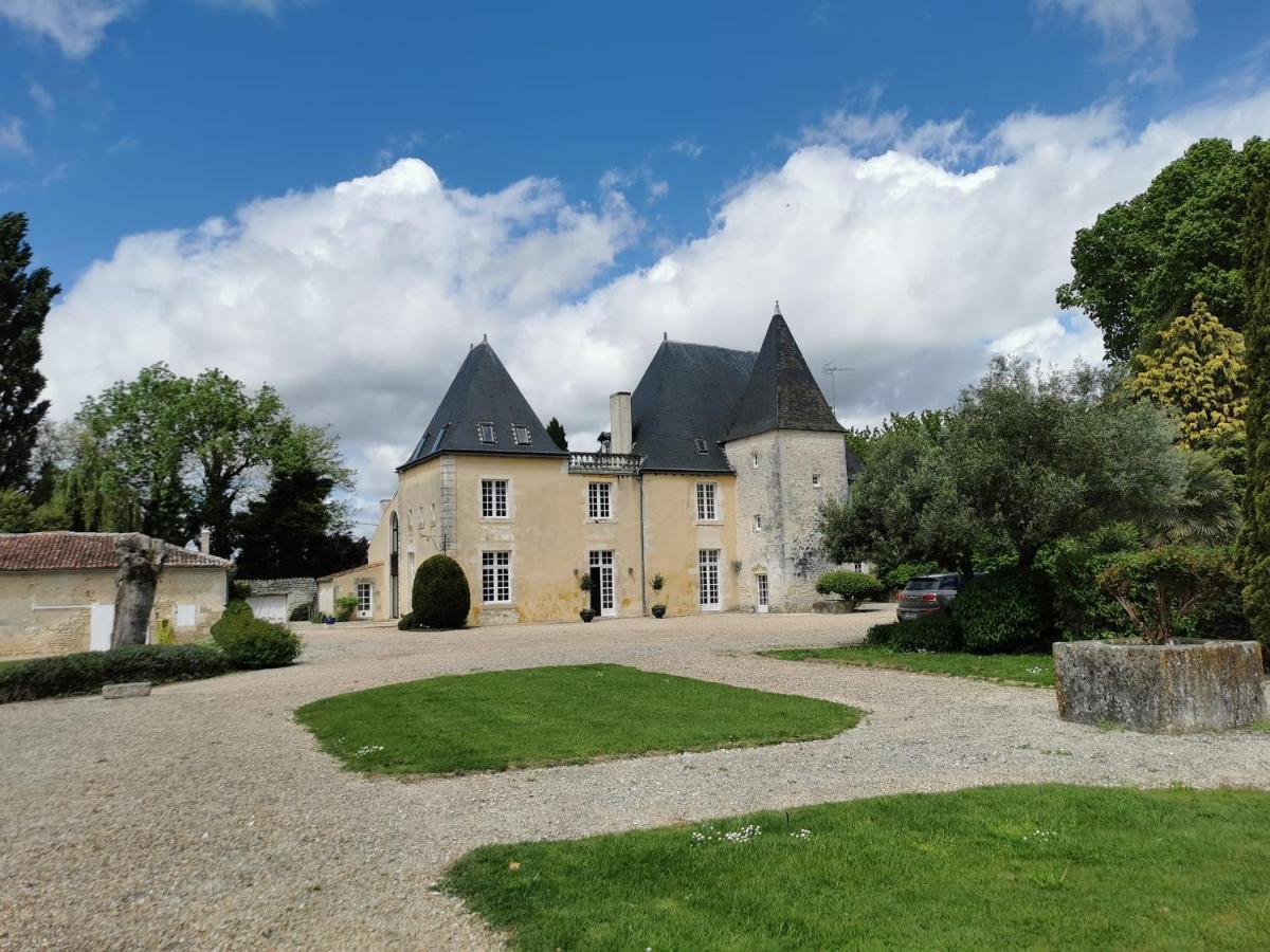 Chateau De La Vallade Saint-Porchaire Екстер'єр фото